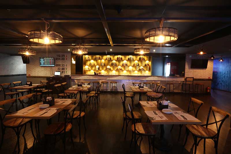 Gurgaon Pub Exchange Launched at SMAAASH - DeeSayz